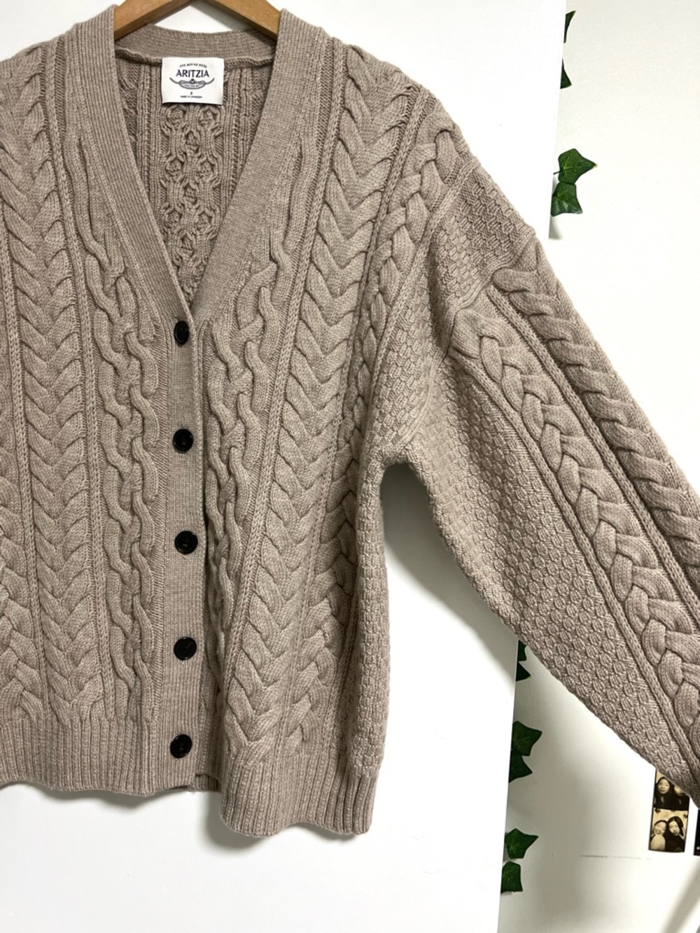 Aritzia Heritage Knit Merino Wool Cable-knit V-Neck Oversized Cardigan Sz S - Picture 6 of 15